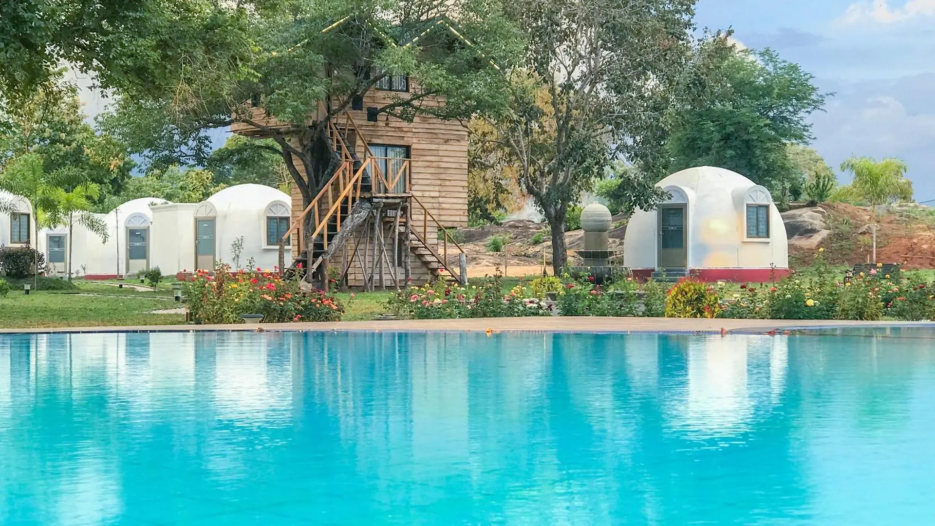 The Lion Kingdom Sigiriya Hotel 4*,
