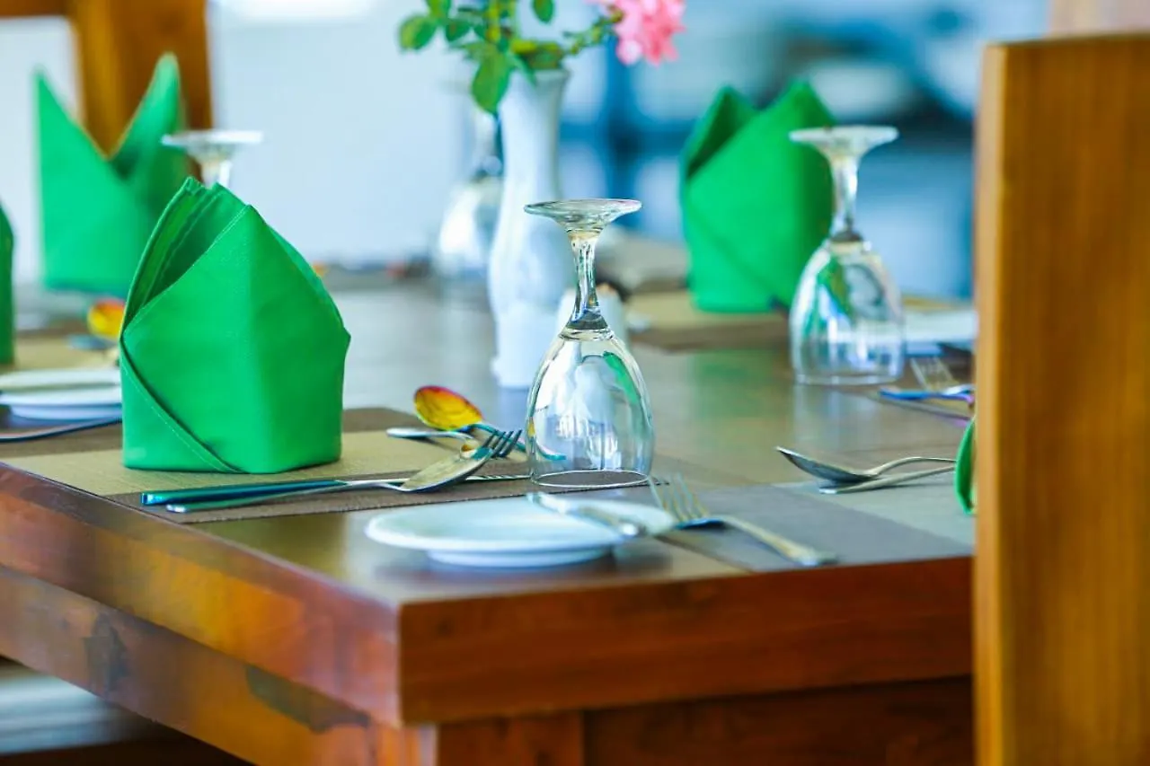The Lion Kingdom Sigiriya Hotel 4*,  Sri Lanka
